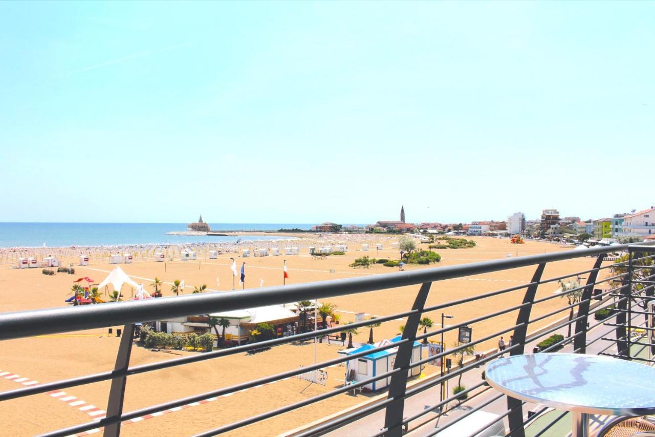 Hotel Riviera Каорле Екстер'єр фото