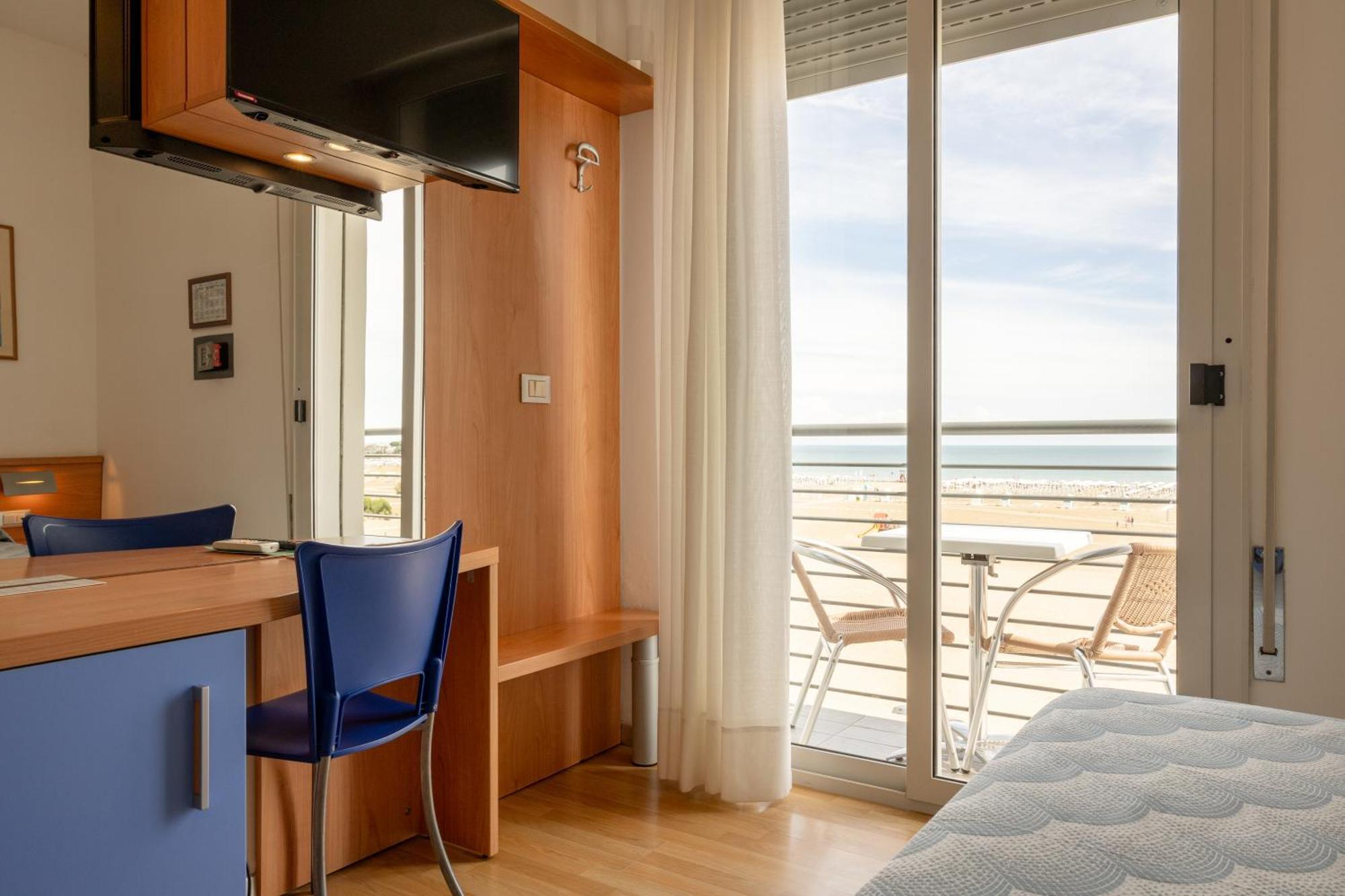 Hotel Riviera Каорле Екстер'єр фото